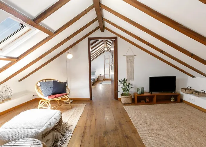 Second Nyaraló Ferrel